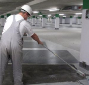 Coating aanbrengen betonvloer